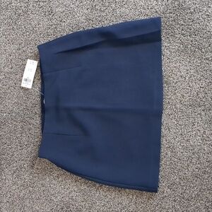 The A&F Scarlett Mini Skort in Navy Size Small. NWT.